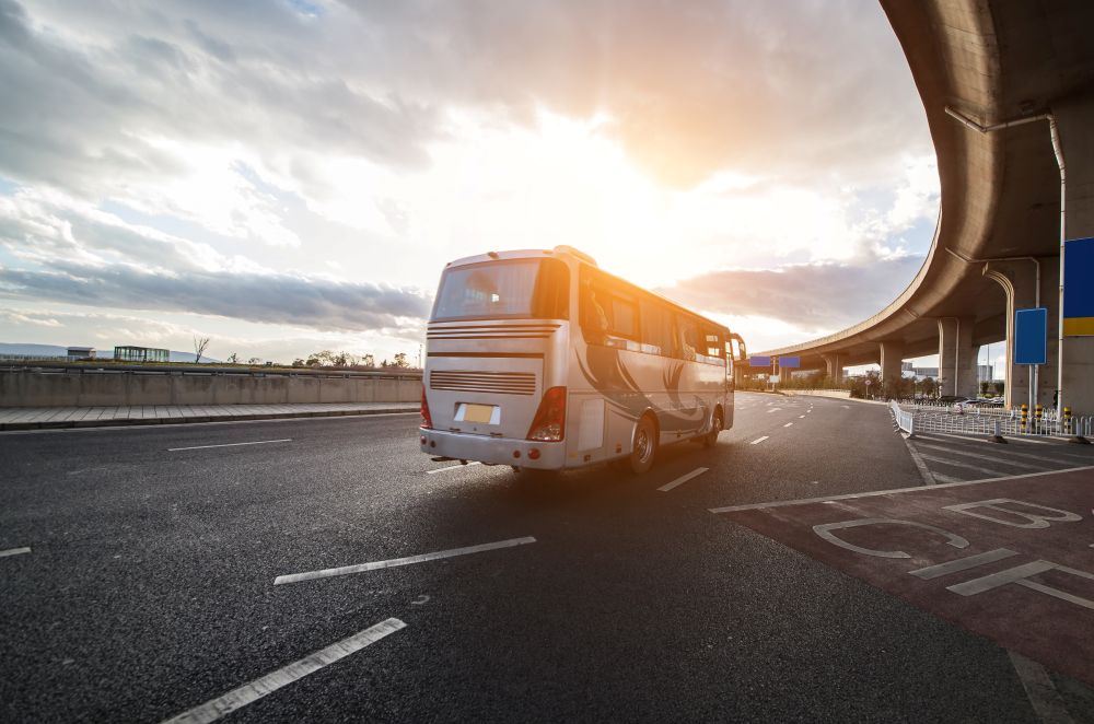 Charter Bus Software: How to Manage Quotes, Bookings, Dispatch and Invoicing in One Platform